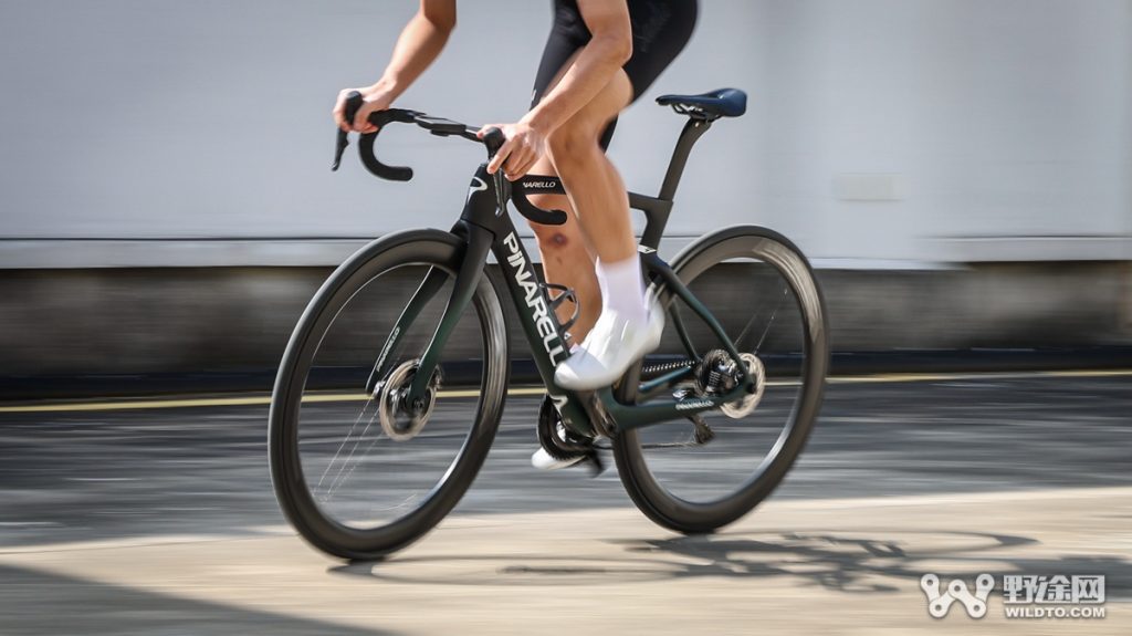 Pinarello F9 Road Bike: Italian Speed, Perfectly Refined