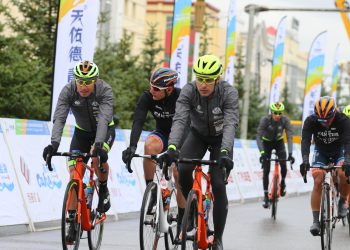 The Cyclist’s Guide to Warming Up & Cooling Down: Simple Moves for Better Rides
