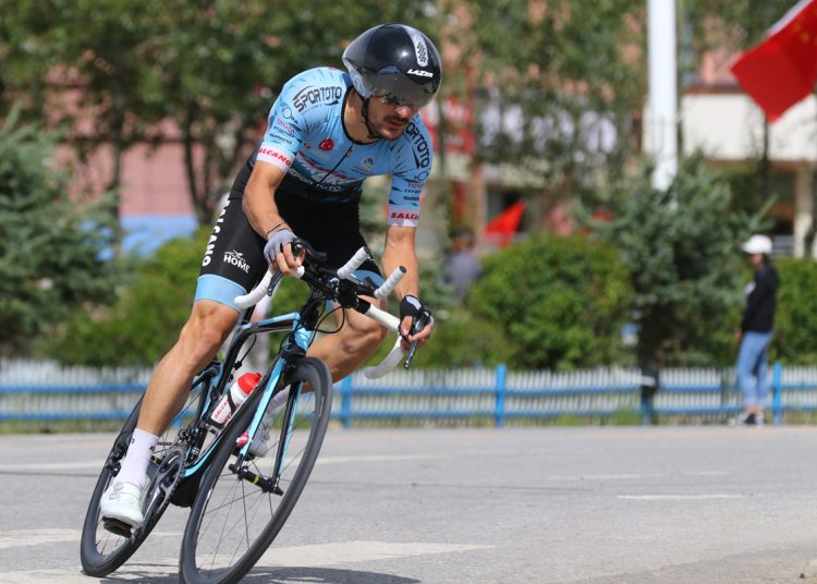 Say Goodbye to Cycling Back Pain! Your Fun, No-Sweat Guide to a Happier Ride