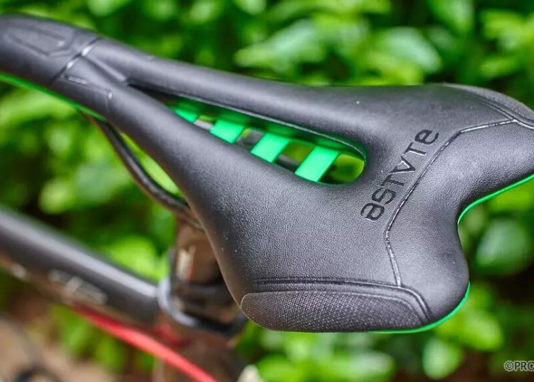 Review: Astute Skylite VT Saddle – Lightweight, Italian, & Surprisingly Comfy