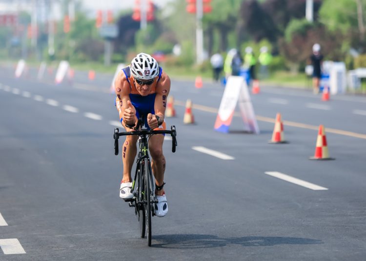 So You Want to Try a Triathlon? Here’s How Tough You Really Need to Be
