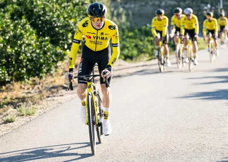 Running as Training Aid: Unveiling Visma-Lease a Bike’s Secrets