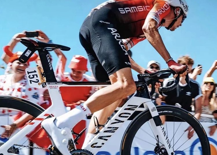 When to Rise Out of the Saddle: Smart Cycling Techniques