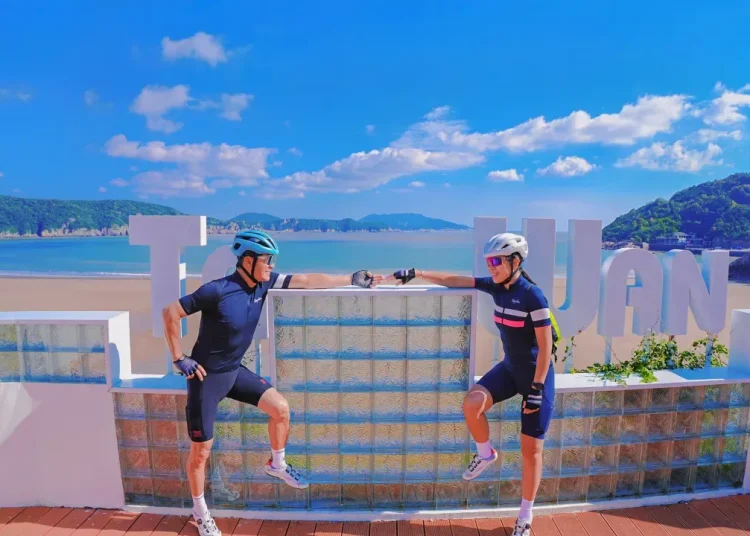 A 3-Day Cycling Adventure Through the Zhoushan Archipelago: Exploring Jin Yong’s Peach Blossom Island